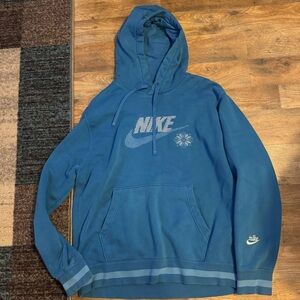 nike hoodie